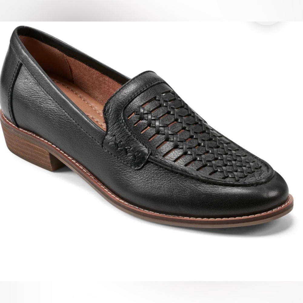 Earth Black Loafers